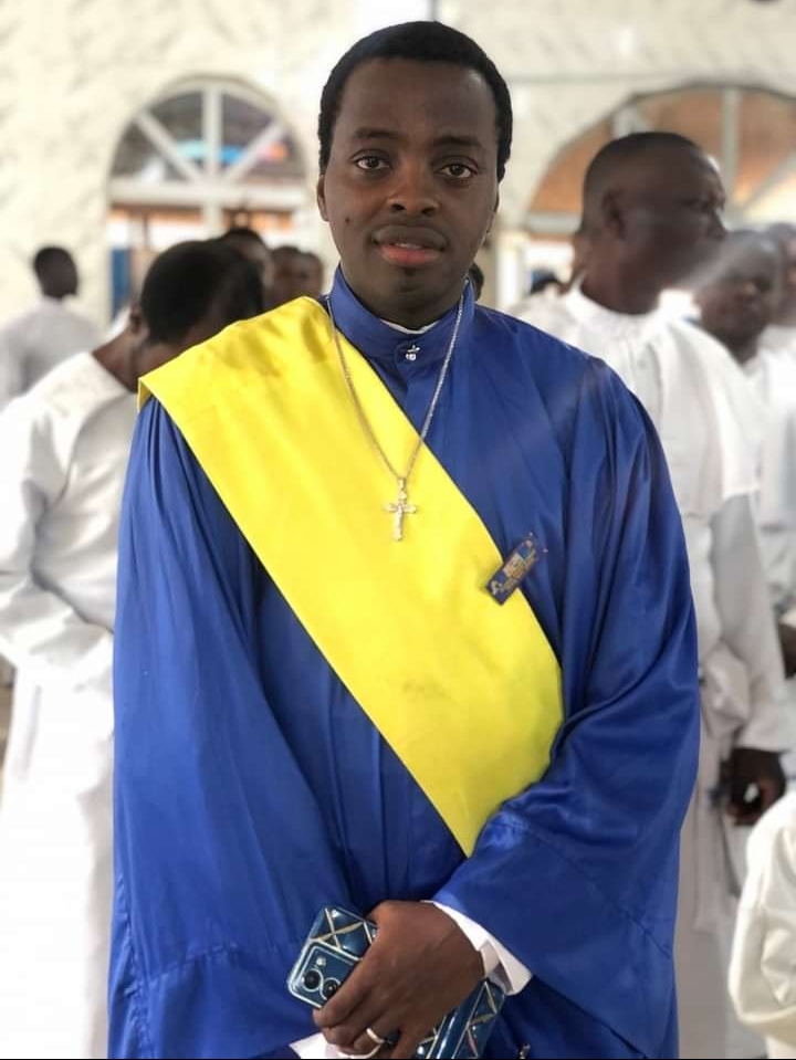 Evang. Segun glorious